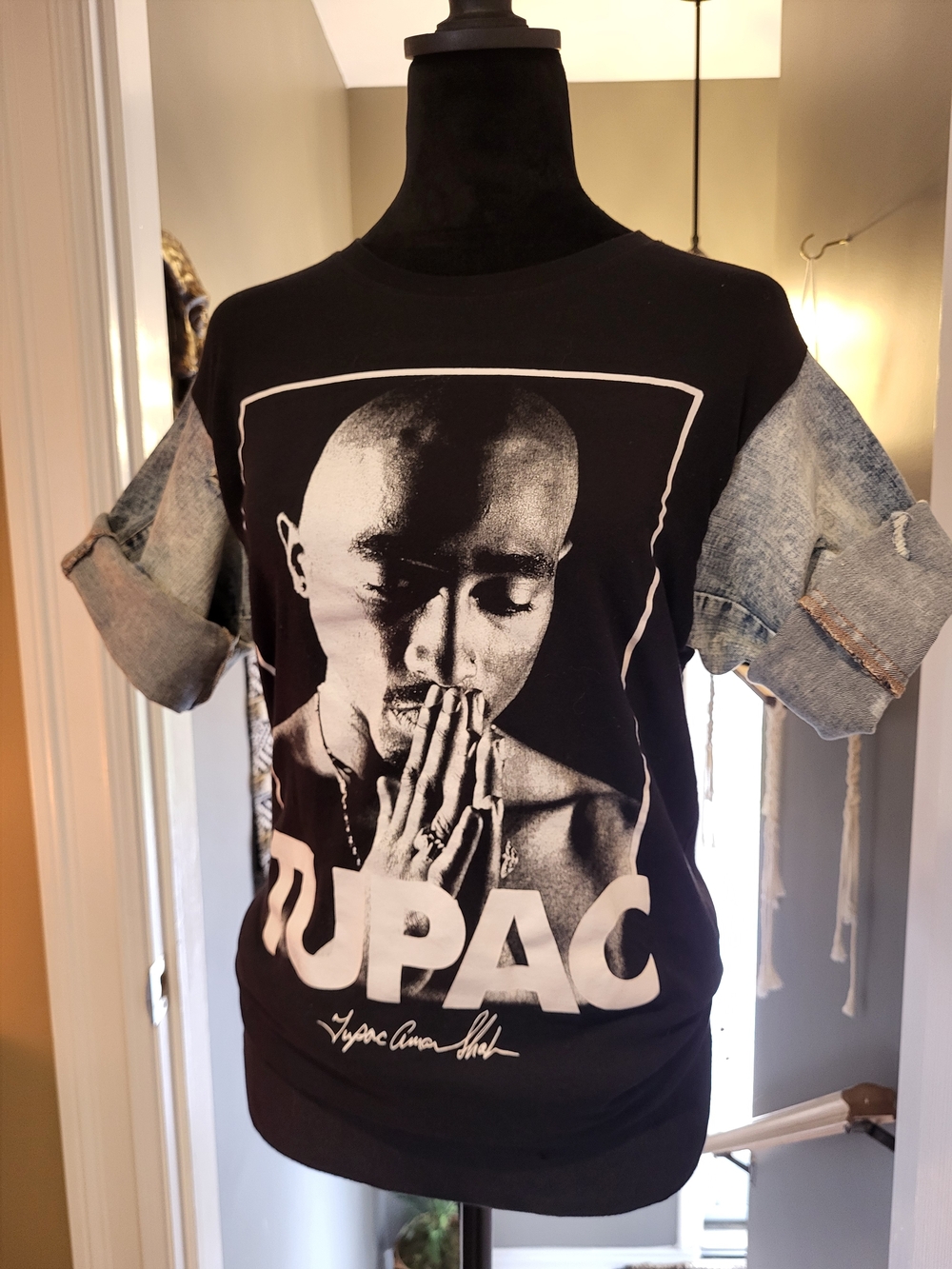 Black Tupac Graphic Tee